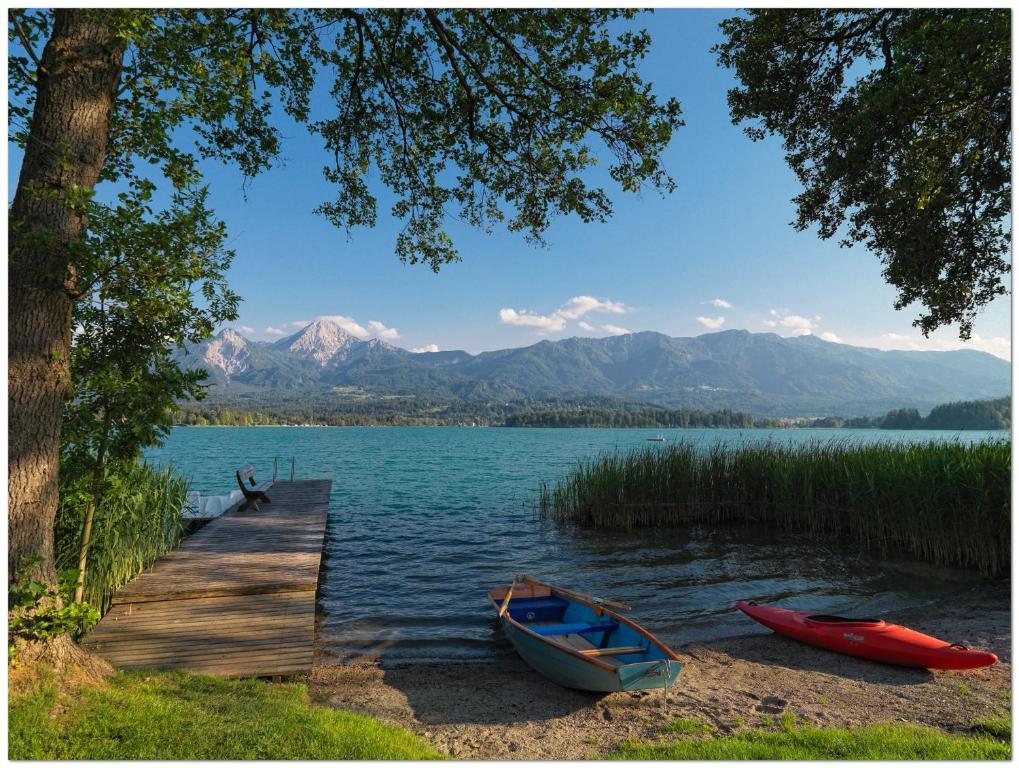 Kleines Hotel Kaernten วิลลาค ภายนอก รูปภาพ